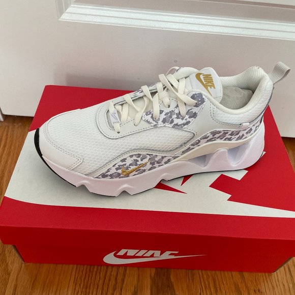 Last pair!!! Women's Nike Ryz 365 2 Sneaker size 7.5 - Picture 4 of 9